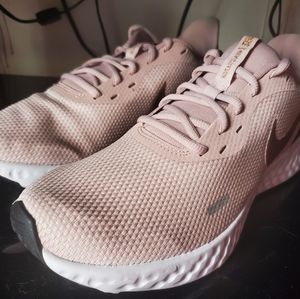 Nike Womens Shoes